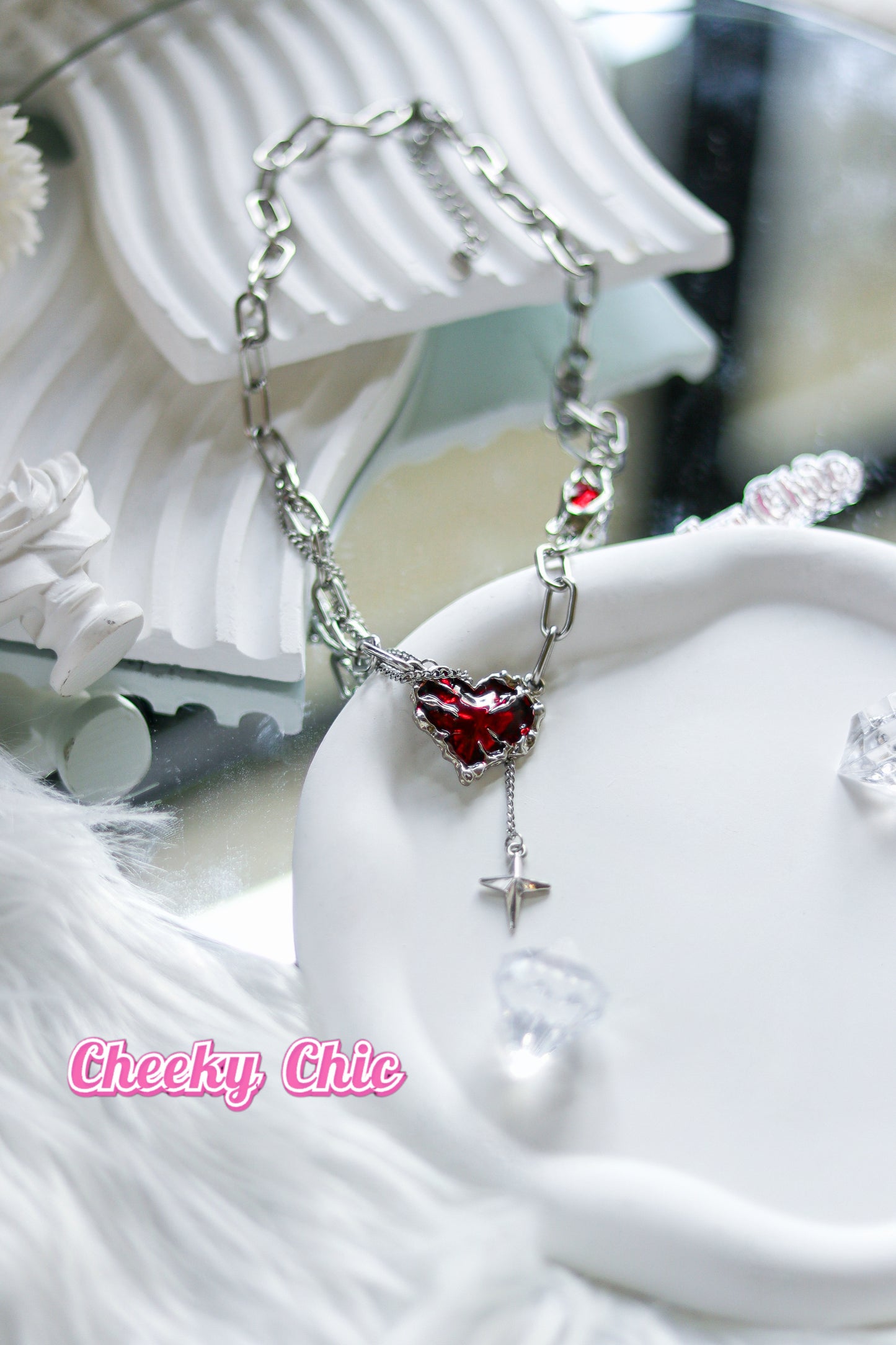 Bold Love Star drop Necklace ❤️🔥