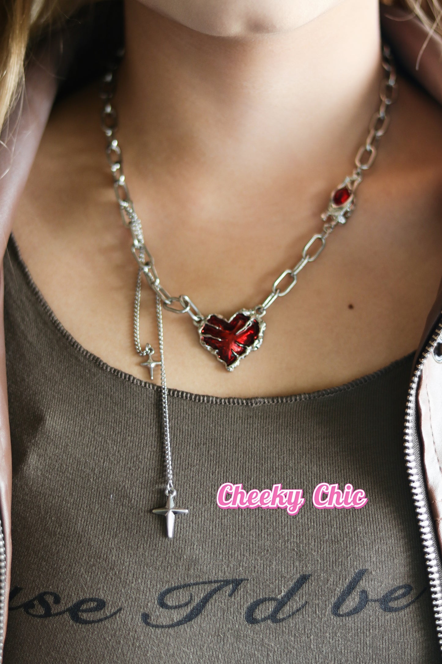 Bold Love Star drop Necklace ❤️🔥