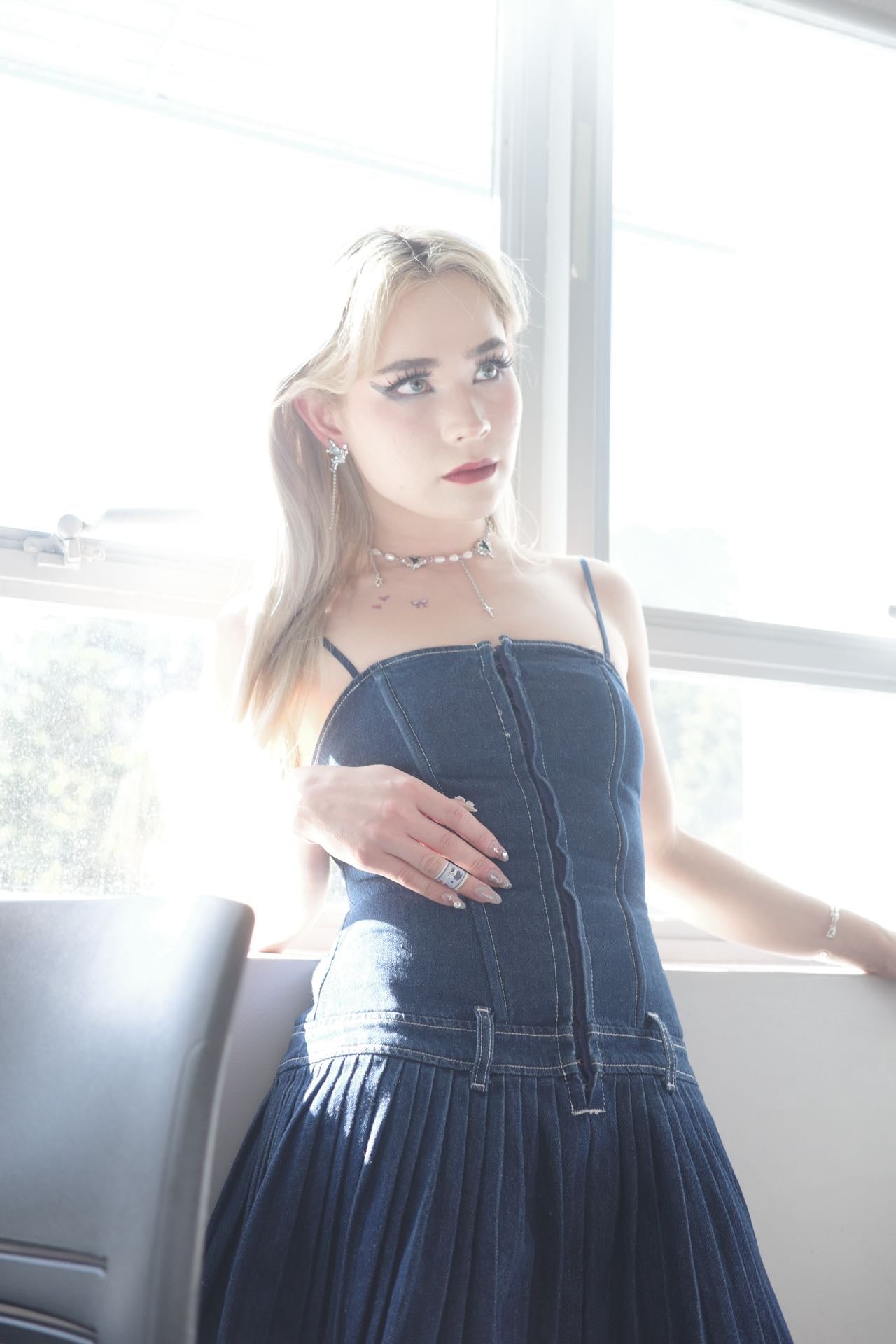 Chic Modelling Ana - Cheeky Chic Model – cheekychic