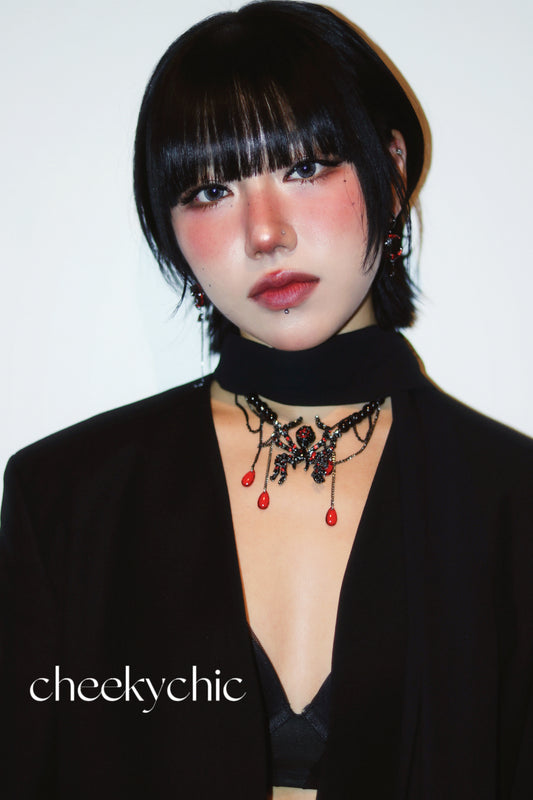 Gothic Bloody Black Spider Chunky Necklce 🕷️