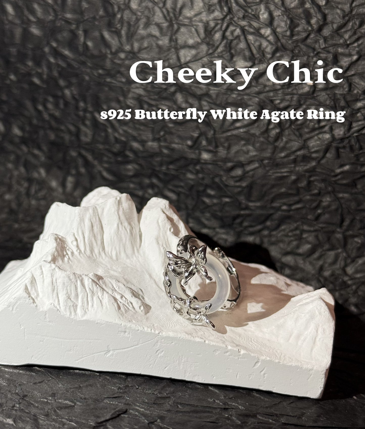✨Cheeky Chic Butterfly White Agate Adjustable Ring✨